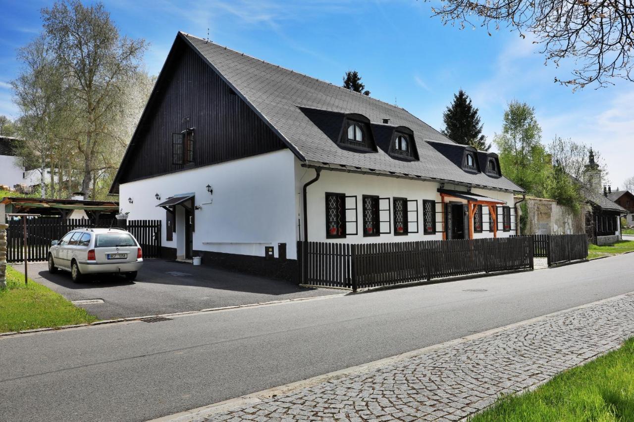 Na Starem Meste Volary Exterior foto